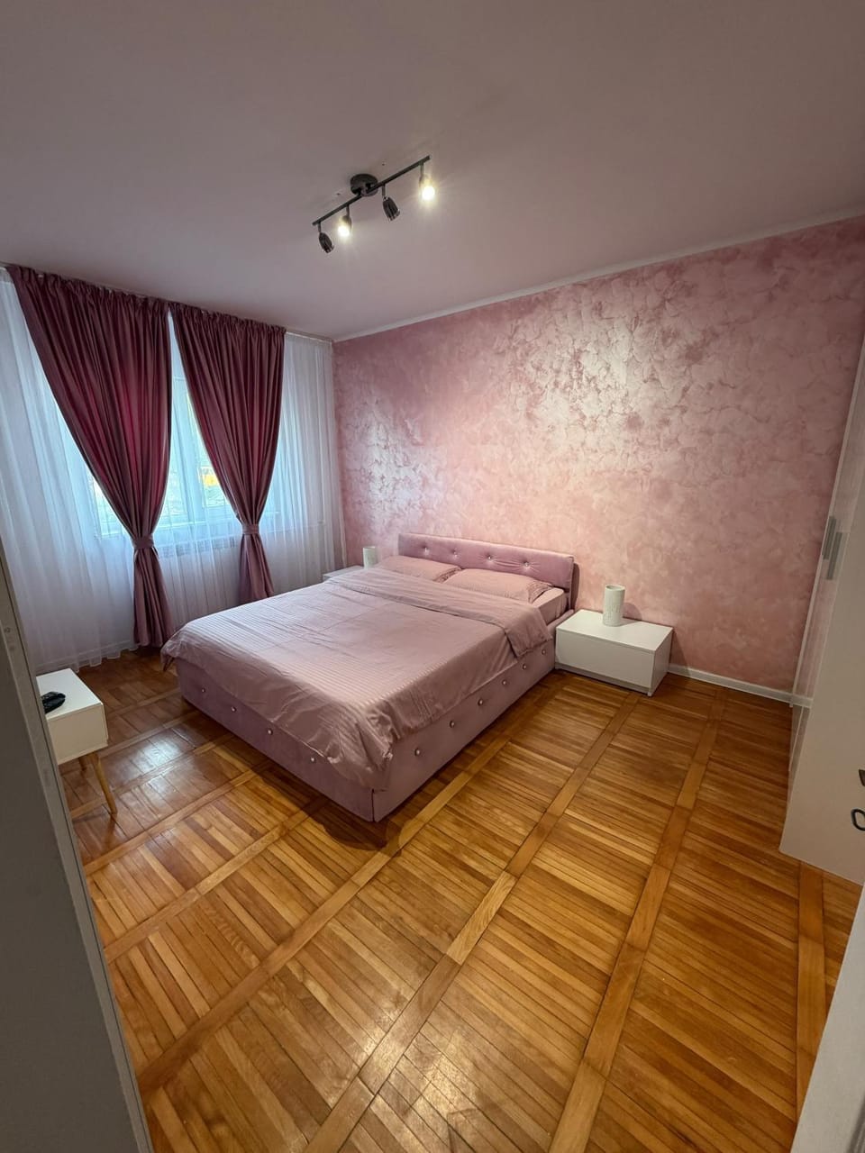 Loredana Apartment in Prahova, Romania