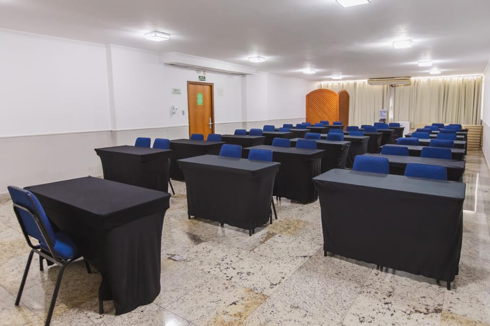 Meeting/conference room