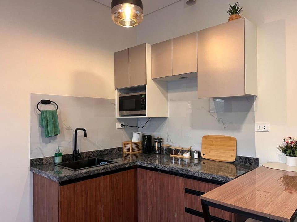 Luxury Apartment - City Views, Gym, Work & Mall Apartment in La Paz
