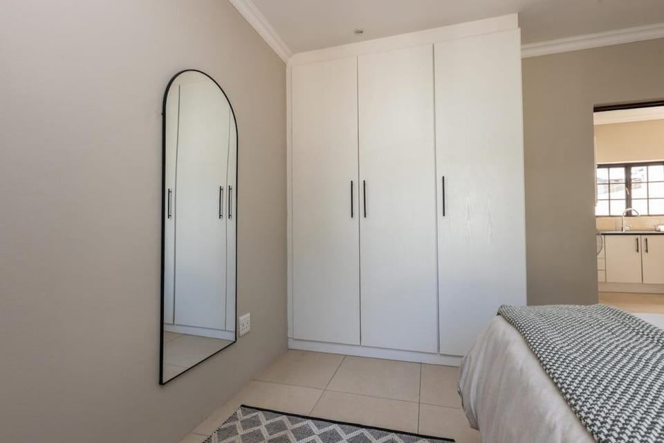Olive & Oak on Rivonia Unit 1 Bed and Breakfast in Sandton
