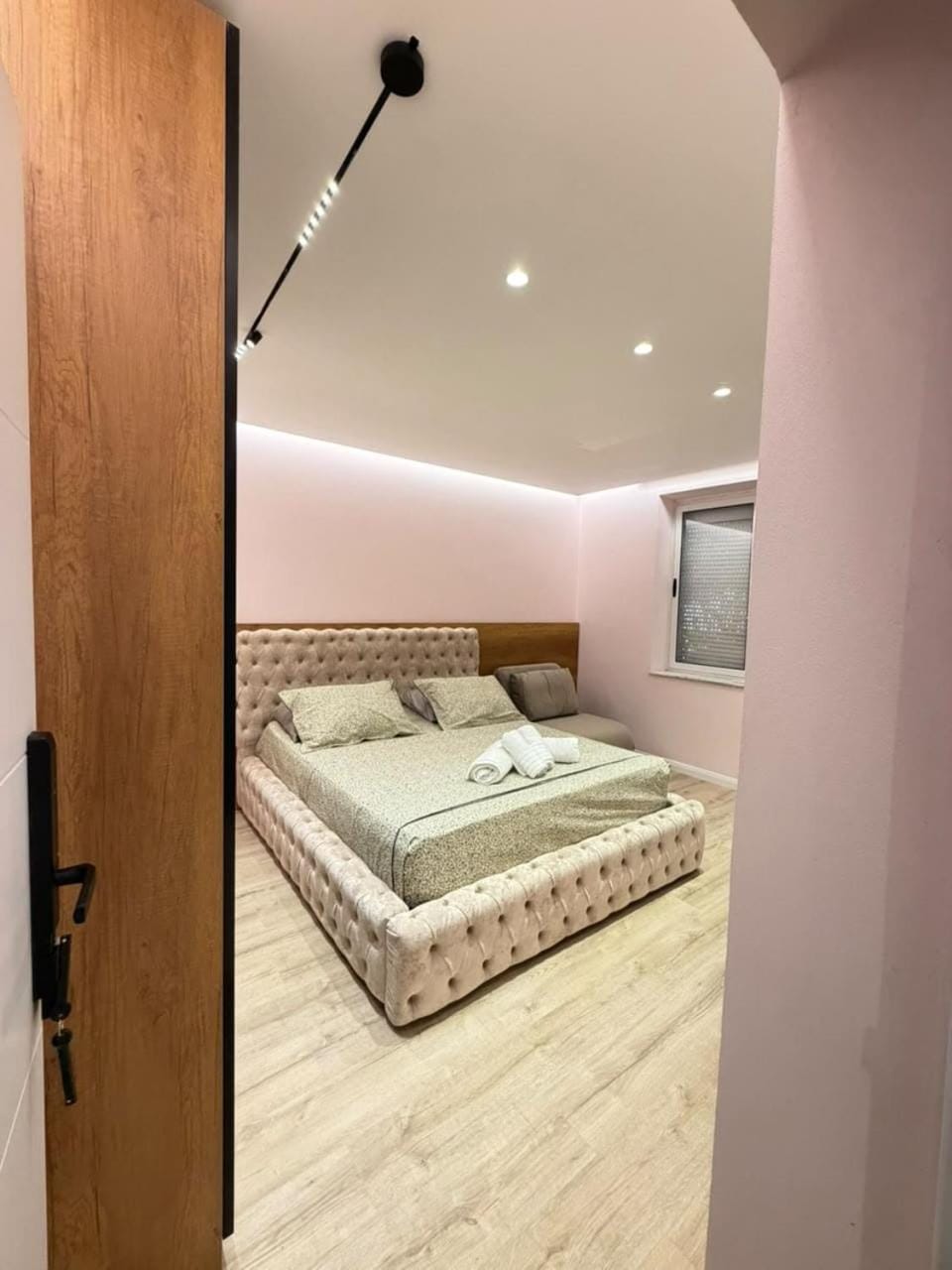 The SunSet Studio Next to Downtown Apartment in Tirana