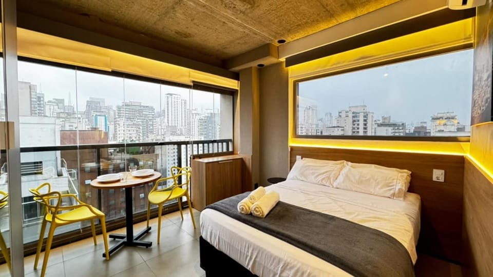 Bed, View (from property/room), Balcony/Terrace, Photo of the whole room, Bedroom