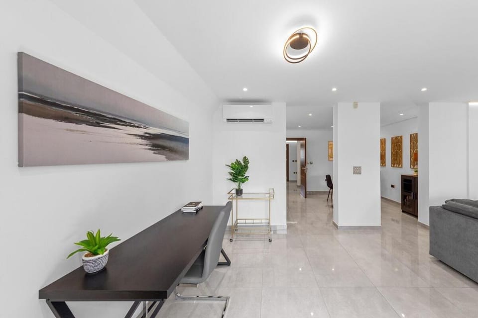 Living room, Seating area, air conditioner