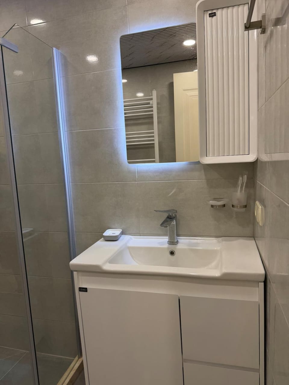 Shower, Bathroom