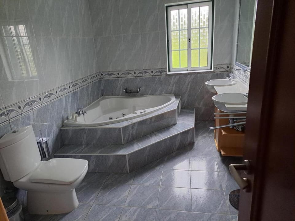 Bathroom, Living room