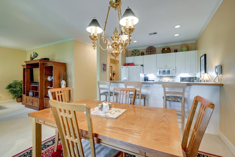 1 Mi to Beach! Golfer’s Paradise on Pawleys Island House in South Carolina