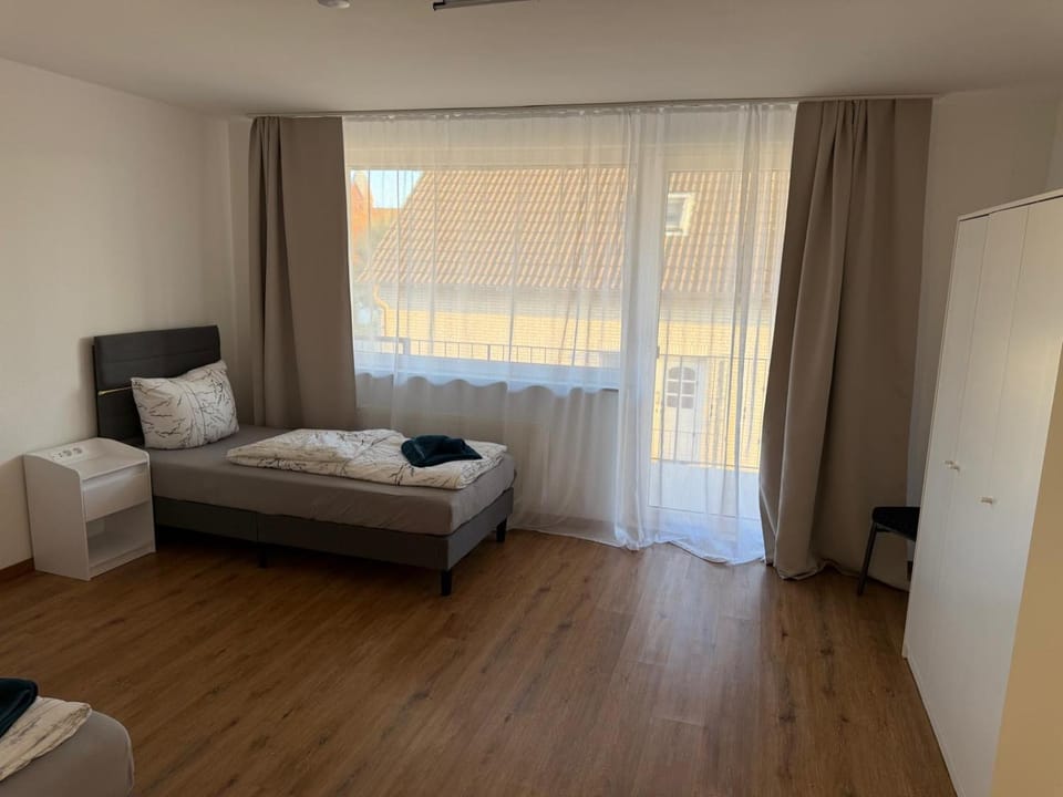 Goldstar 4 Zimmer Wohnung Hannover Sehnde mit Balkon und Garten Apartment in Lower Saxony, Germany