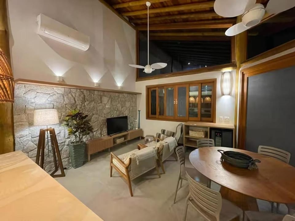 Maresias- Casa a 3 Minutos da Praia Villa in São Sebastião