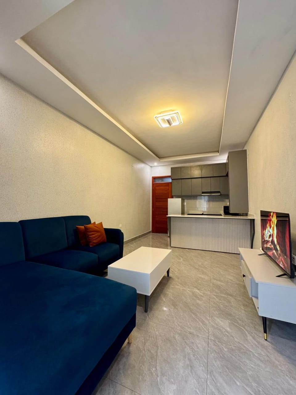 Kitchen or kitchenette, Living room, Seating area, minibar