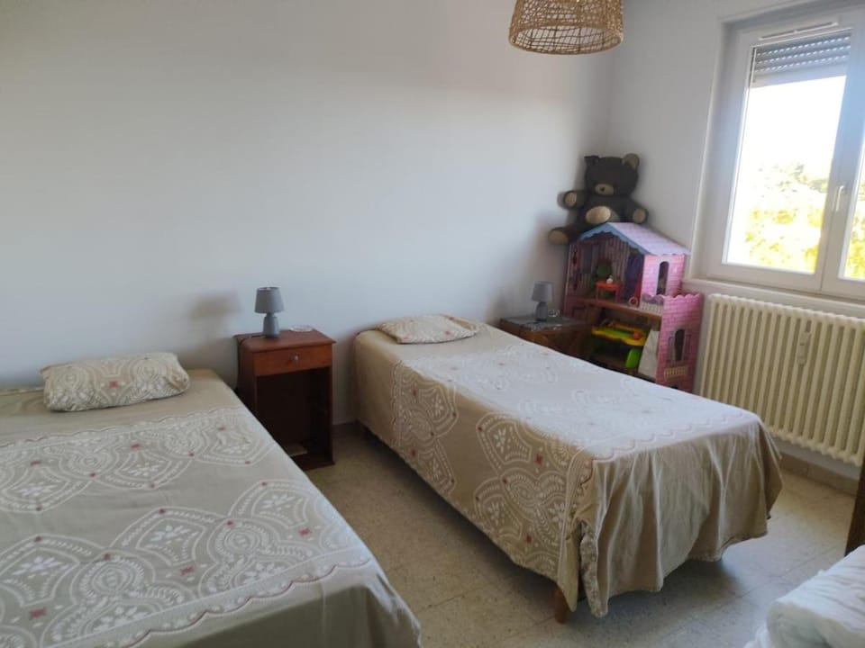 appartement F3 spacieux et calme Apartment in Auvergne-Rhône-Alpes