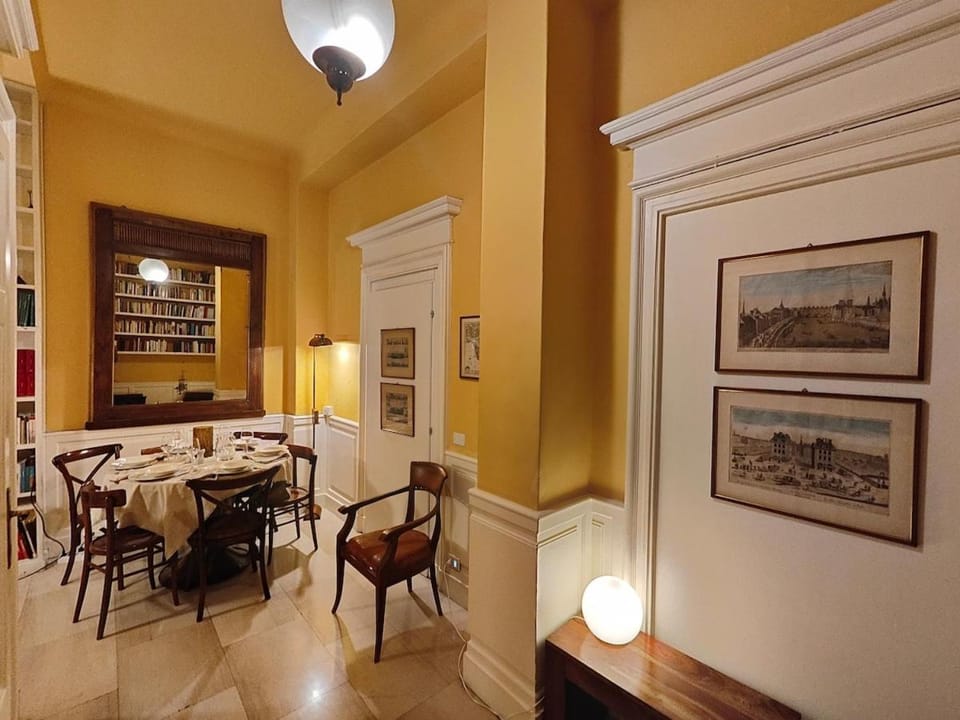 Milano Stazione CTR Apartment in Milan