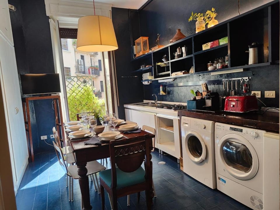 Milano Stazione CTR Apartment in Milan