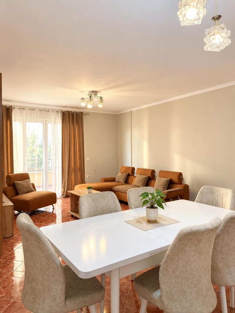 Central Tirana 2BR l Big Balcony l Free Parking Apartment in Tirana