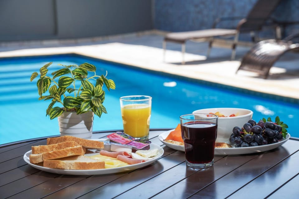 Pool view, Swimming pool