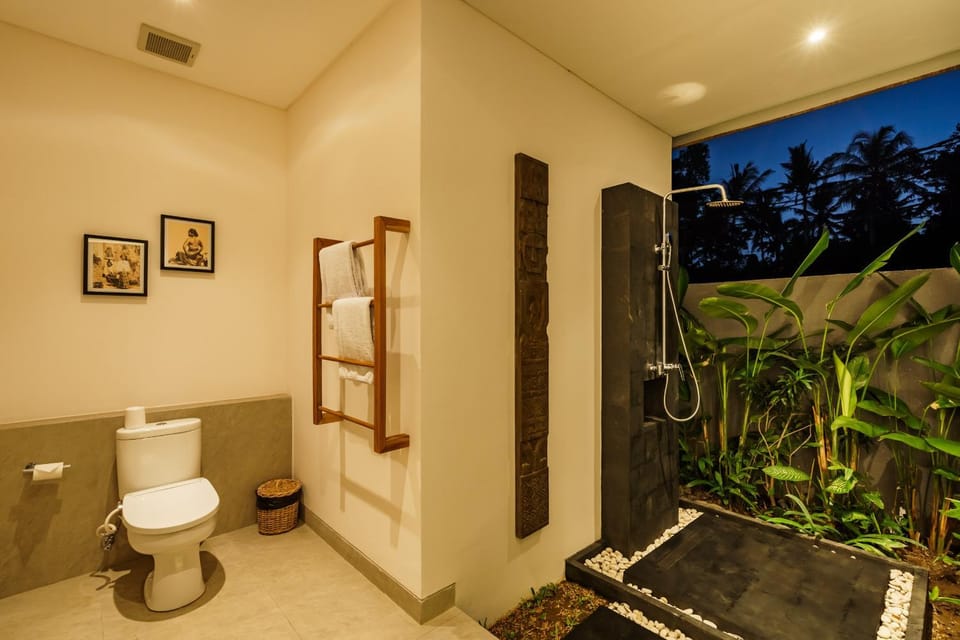 Toilet, Bathroom