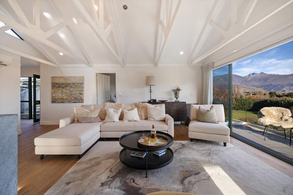 Southern Skies Retreat House in Arrowtown
