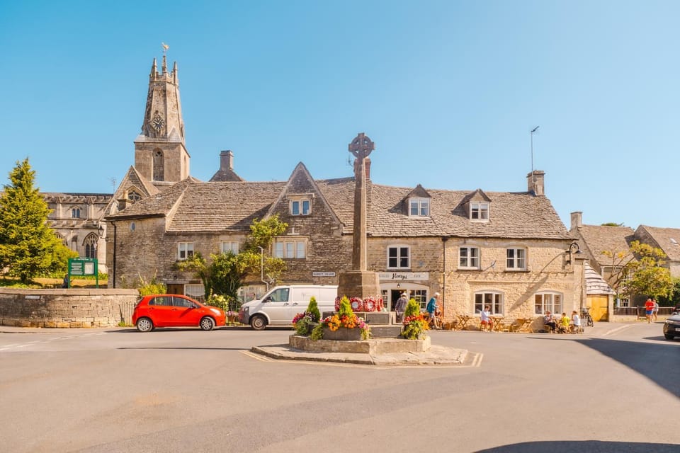 Beautiful 4 Bedroom Cottage in Minchinhampton House in Stroud District