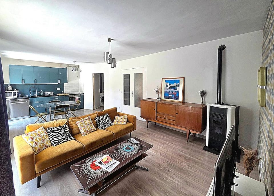 Fully equipped house with 4 bedrooms House in Rognes