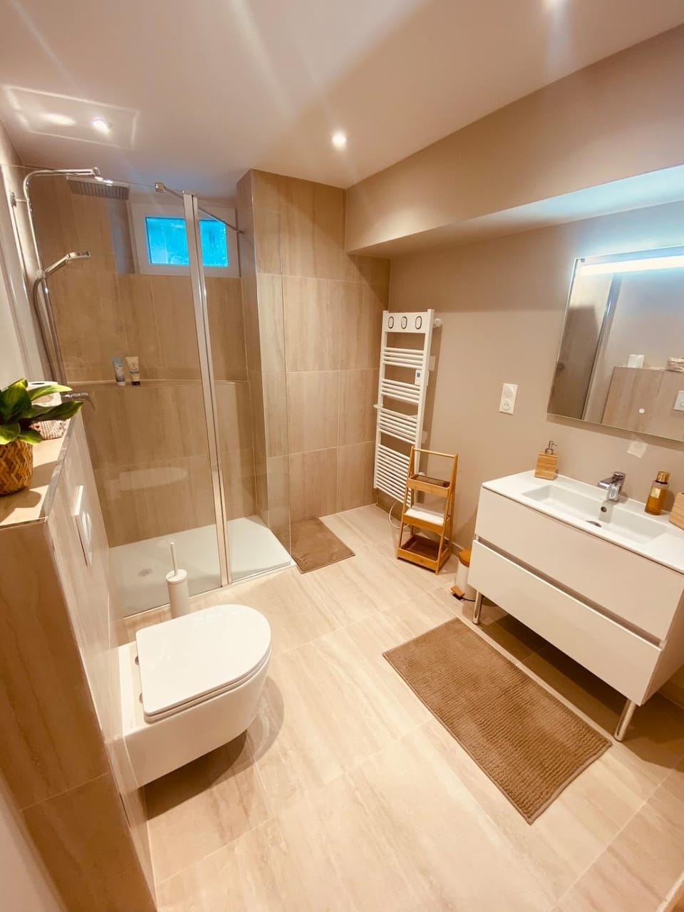Romantic studio with private spa in Strasbourg Apartment in Strasbourg