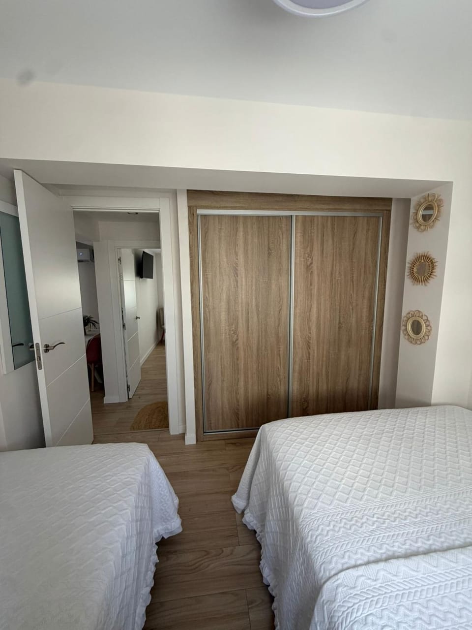 Bed, Bedroom, wardrobe