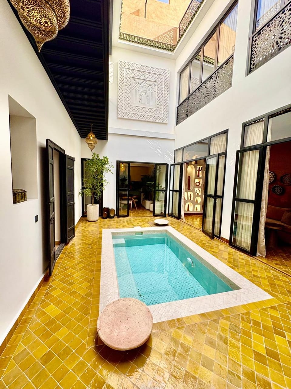 Pool view, Swimming pool