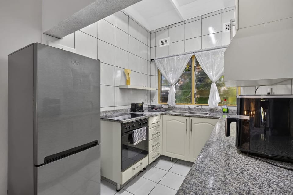Manzini Chalets No4 Sunset Corner Apartment in KwaZulu-Natal