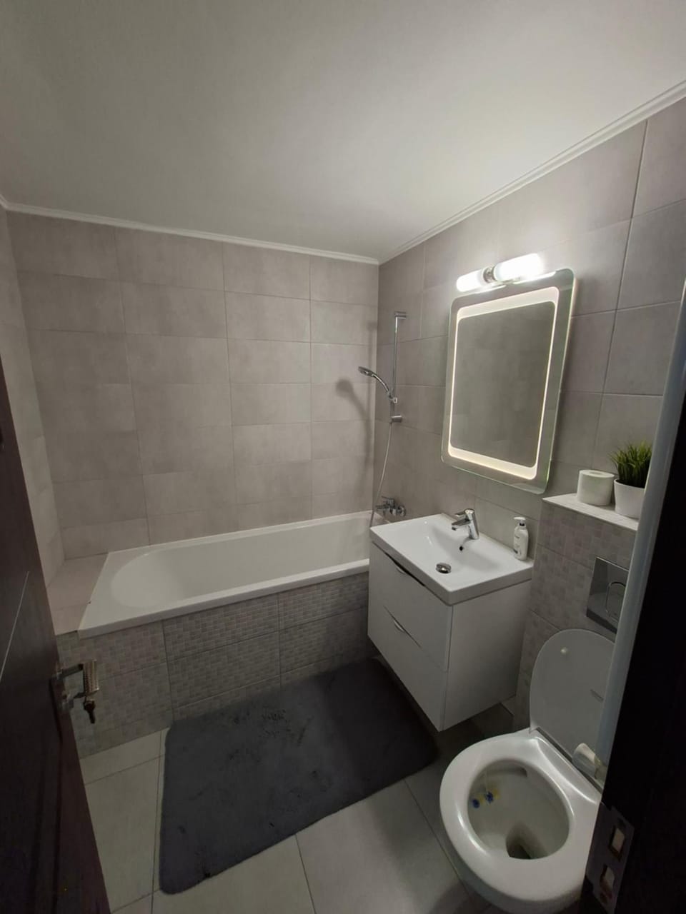 Ca la tine acasa Apartment in Bucharest