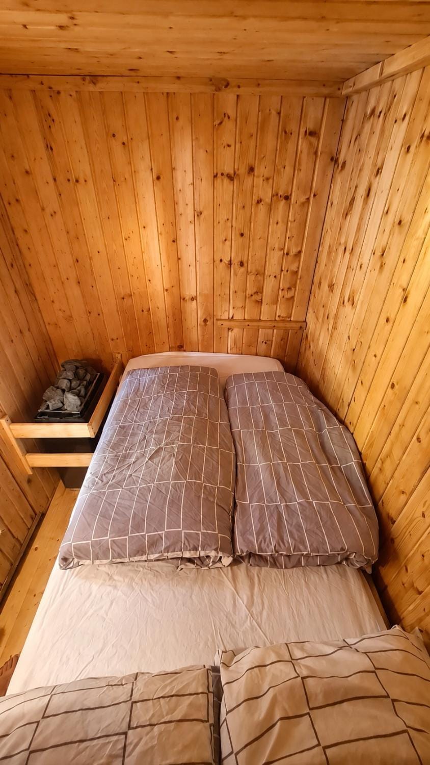 Sauna cabin in forest, stay overnight and enjoy sauna Cabin in Graz
