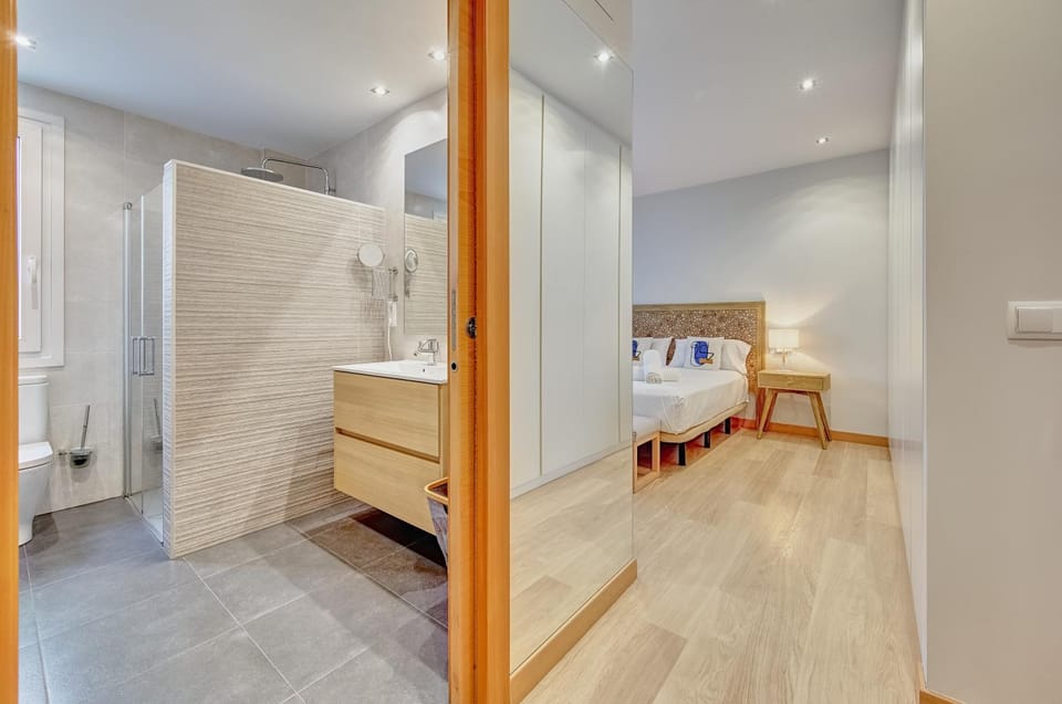 Bathroom, Bedroom