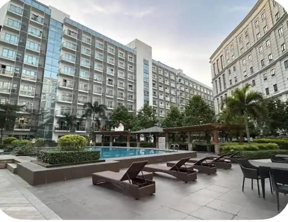 Grand Staycation Manila Airport 101 Apartment hotel in Pasay