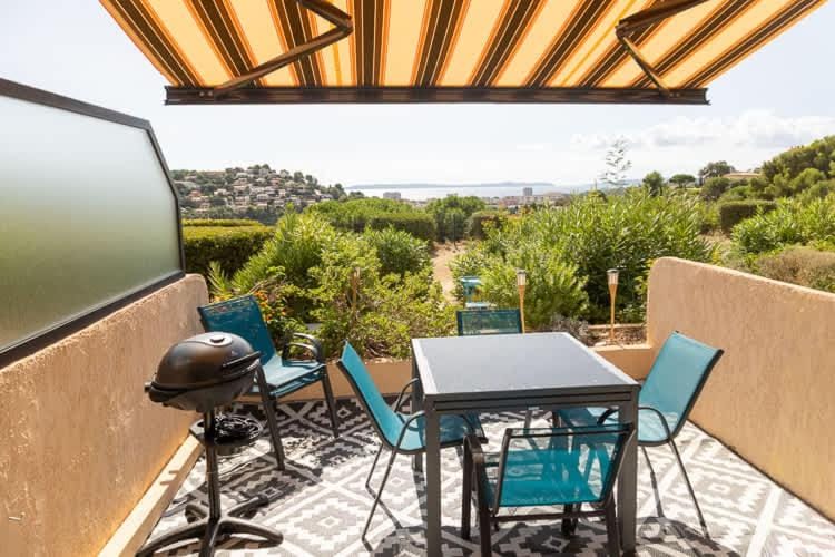 Cala Serena - studio climatisé vue mer Lavandou Apartment in Le Lavandou