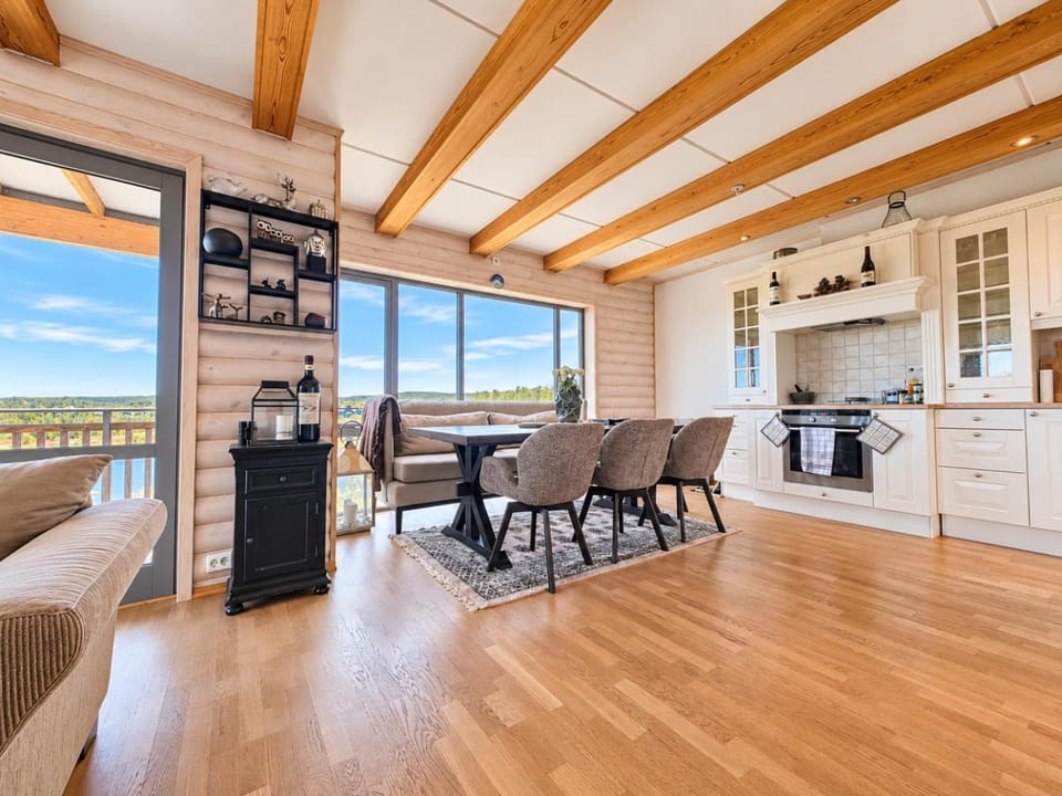 View (from property/room), Balcony/Terrace, Living room, Seating area, Dining area, oven, stove