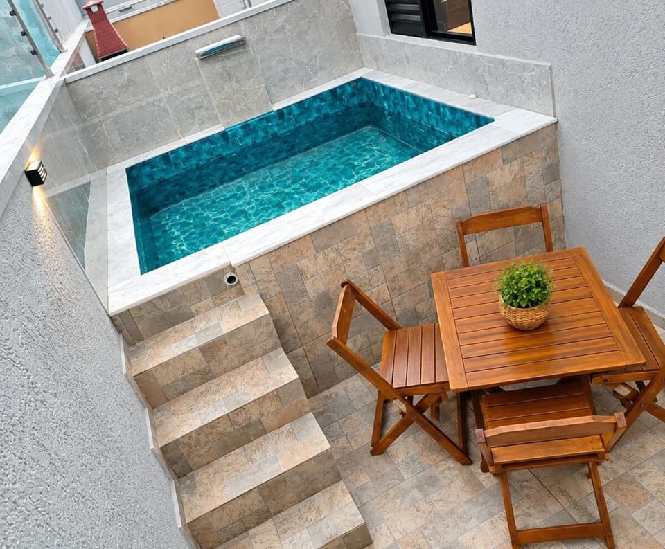 4 min da praia- piscina privativa- churrasqueira House in Itanhaém
