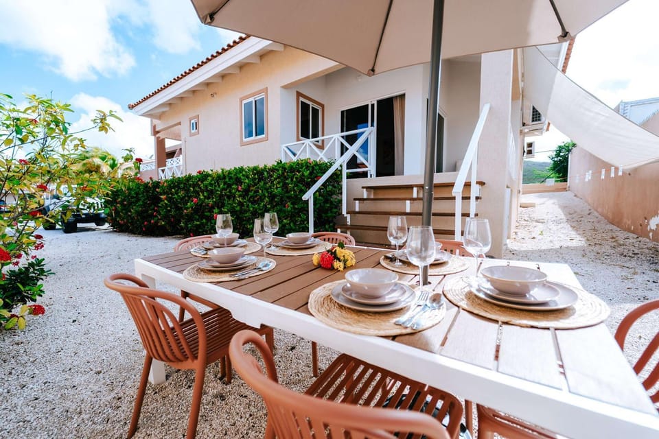 Garden, Garden, Balcony/Terrace, Balcony/Terrace, Food and drinks, Dining area, Food, Garden view