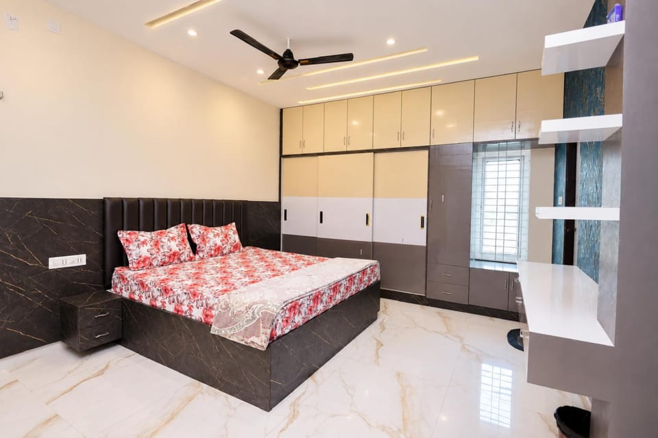 Seven Hills Grand Retreat 4BHK For 40 People Apartment in Tirupati