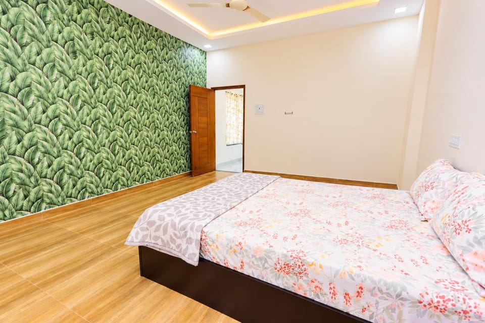Seven Hills Grand Retreat 4BHK For 40 People Apartment in Tirupati