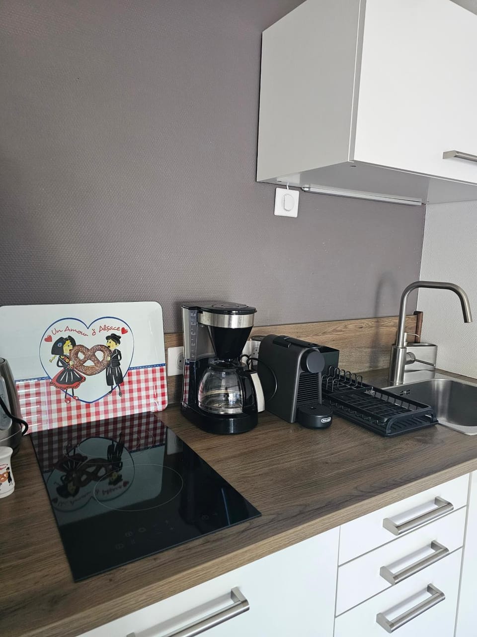 Kitchen or kitchenette, Living room