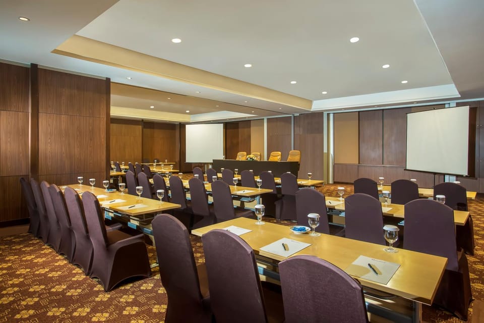 Meeting/conference room