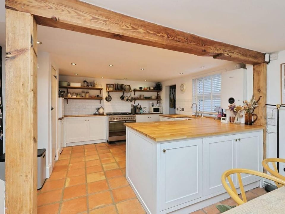 kitchen, Internal: Not applicable to any particular room