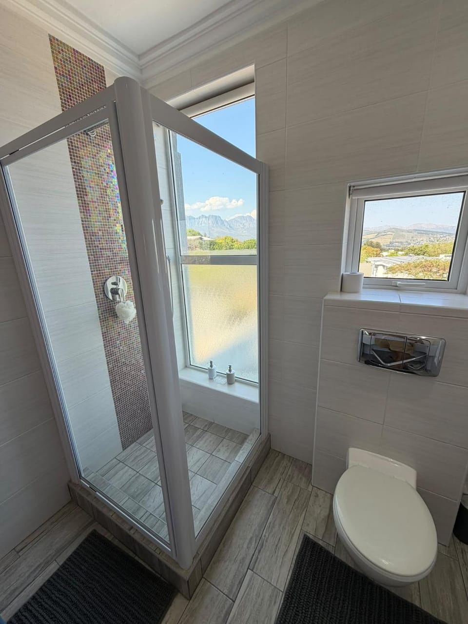 Carlina Luxury Accommodation Apartment in Cape Town