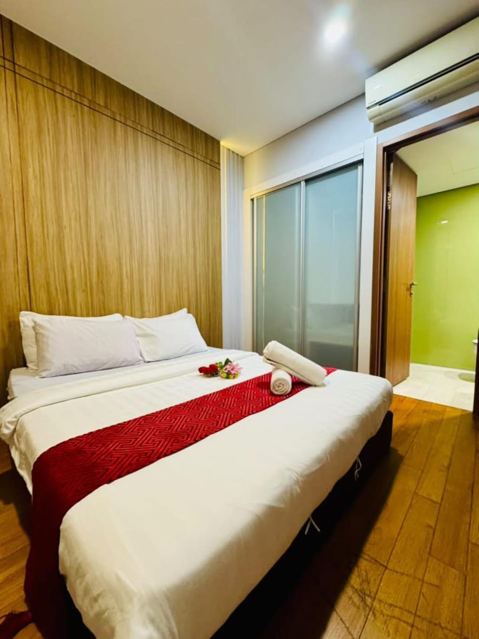 Bed, Bedroom, wardrobe