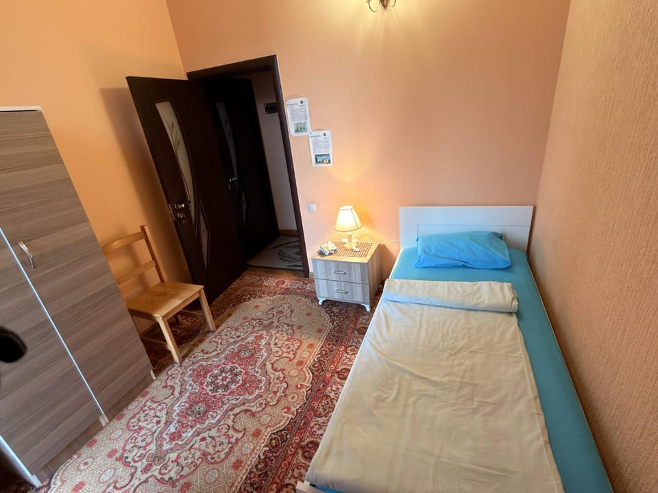 Bridge House Yerevan Armenia Hostel in Yerevan