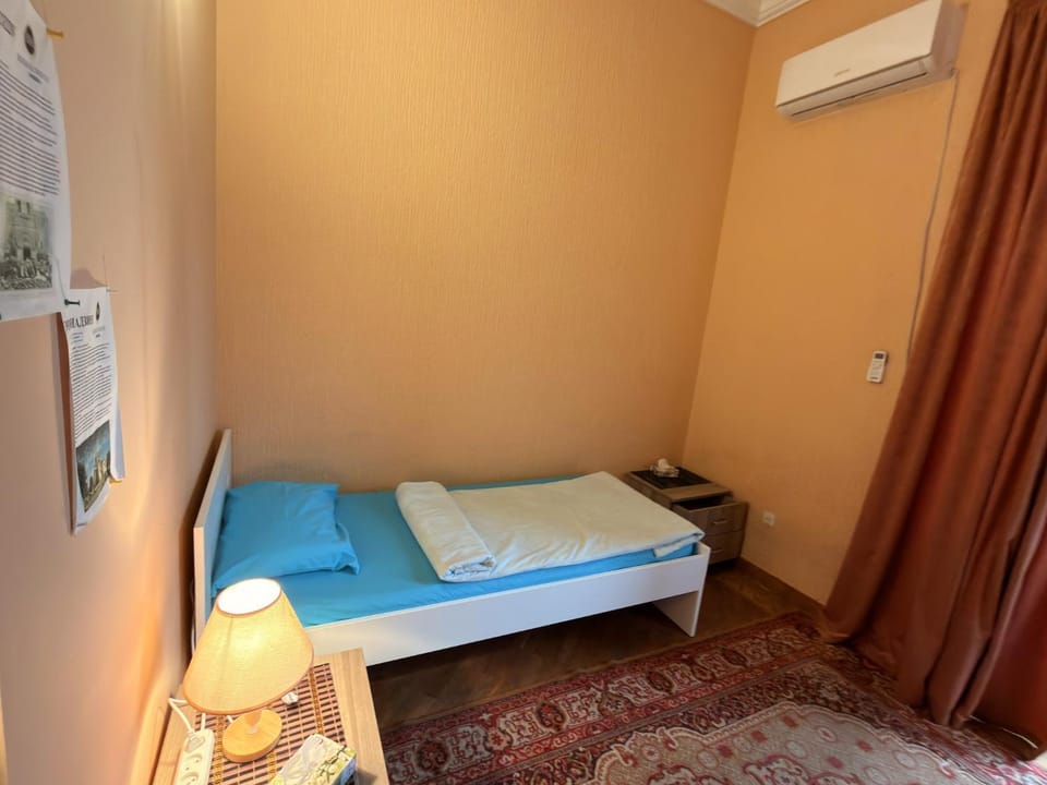 Bridge House Yerevan Armenia Hostel in Yerevan