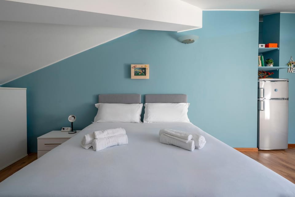 Monza-Milan - In the Center, 5' Station - Wifi - A-C Apartment in Monza