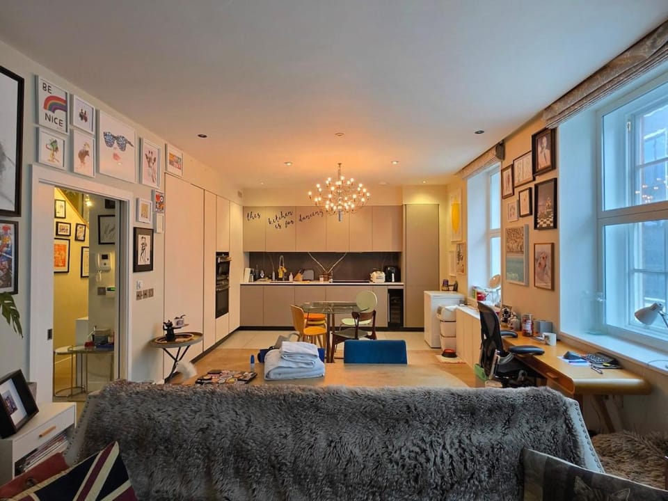 Modern 1 bedroom flat in King's Road with AC Apartment in City of Westminster