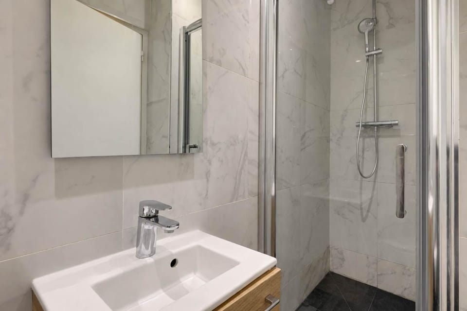 Superbe Loft 3 Chambres - Centre Paris Apartment in Paris