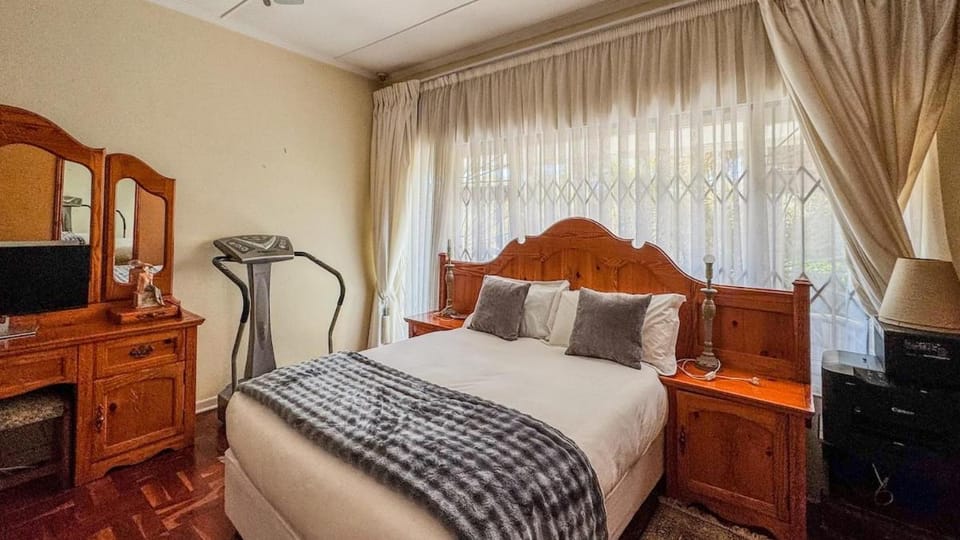 Suburban Villa Villa in KwaZulu-Natal