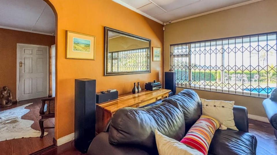Suburban Villa Villa in KwaZulu-Natal