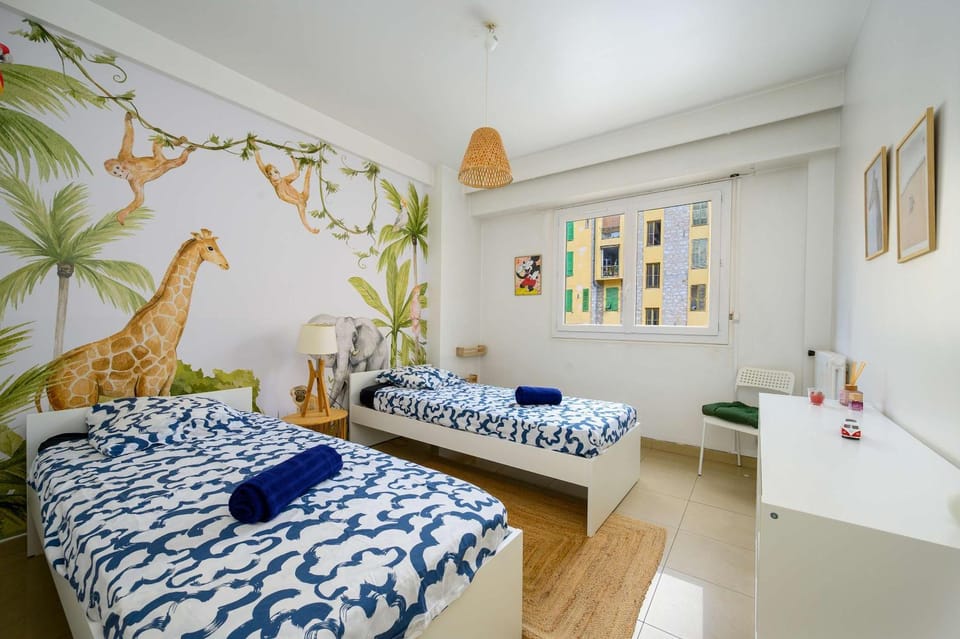 Appartement 3 chambres avec balcon Nice centre Apartment in Nice