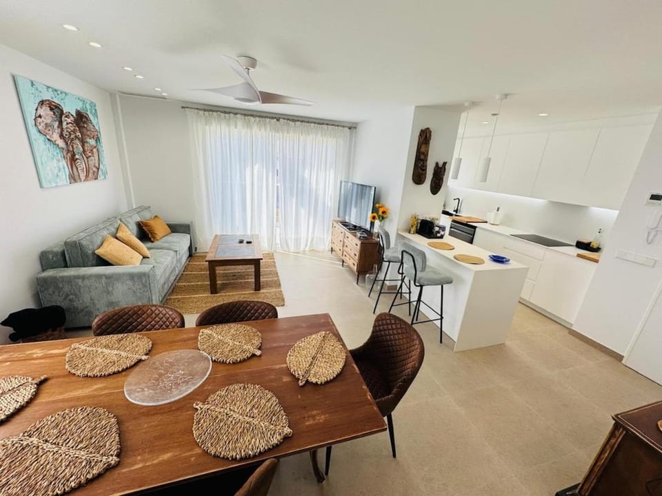 AP-2 XimoApartments Ático Dúplex con Piscina y Parking Apartment in Safor